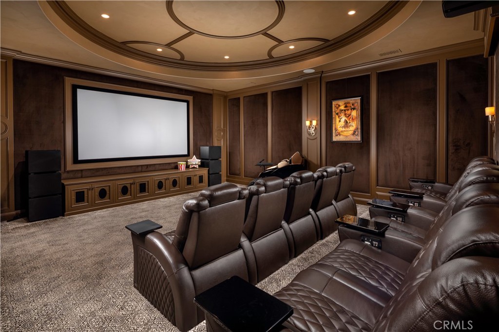 935 W Foothill Boulevard