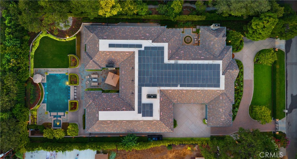 935 W Foothill Boulevard