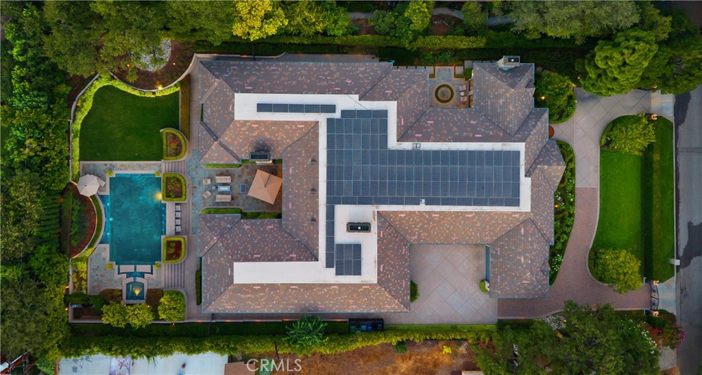 935 W Foothill Boulevard