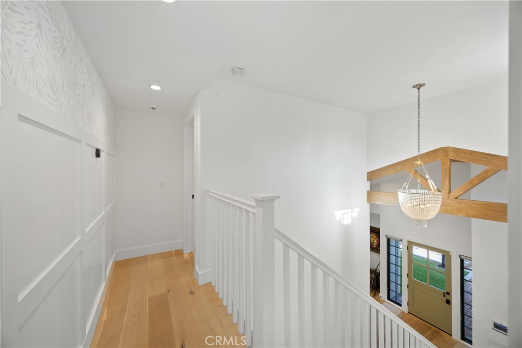 589 W Grandview Avenue