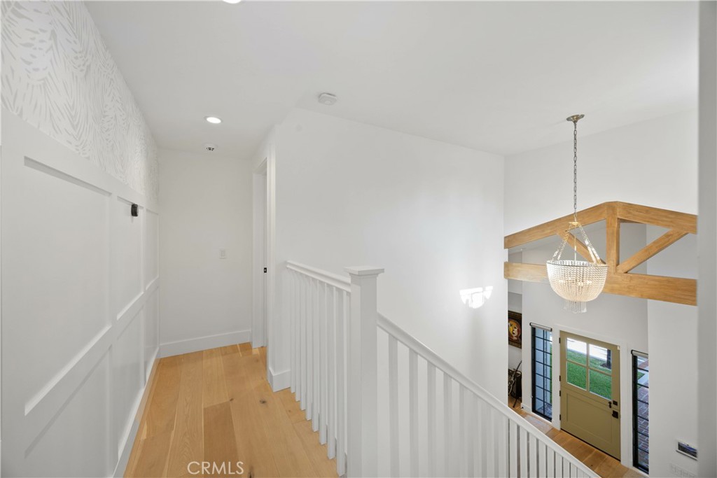 589 W Grandview Avenue