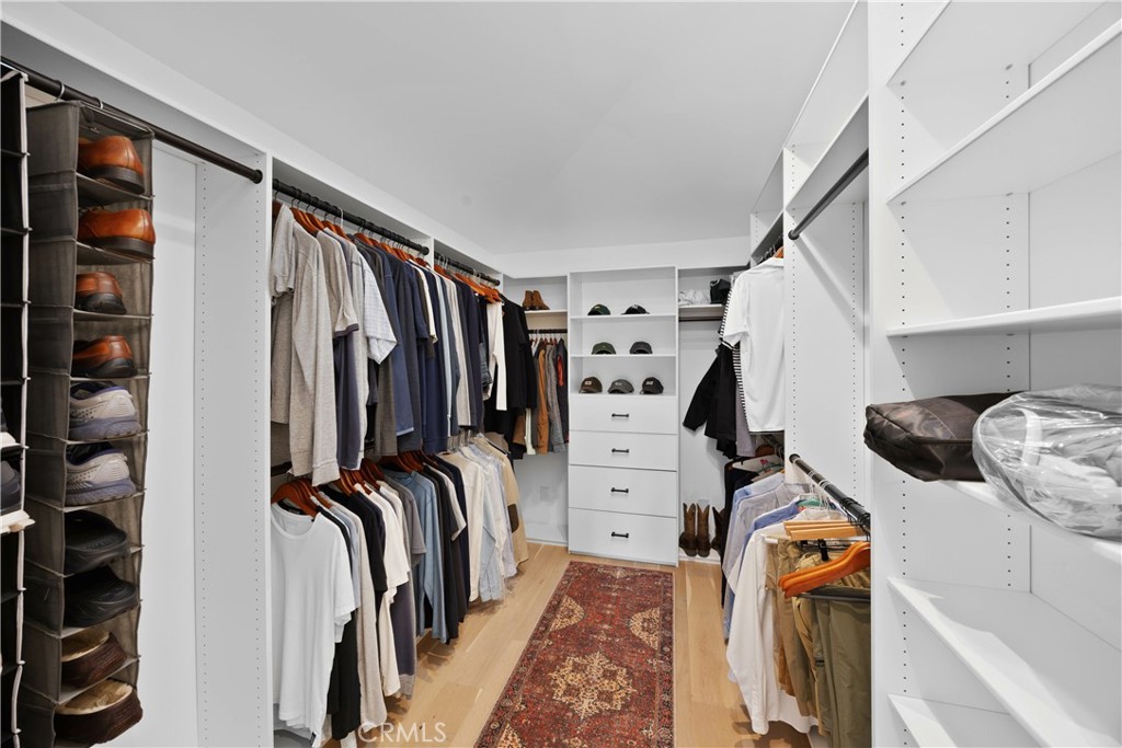 589 W Grandview Avenue