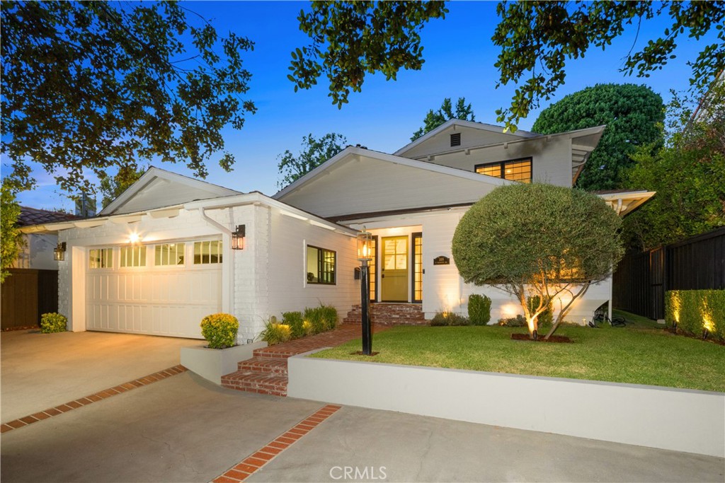 589 W Grandview Avenue