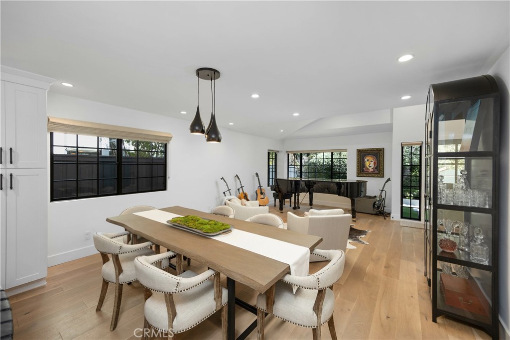 589 W Grandview Avenue