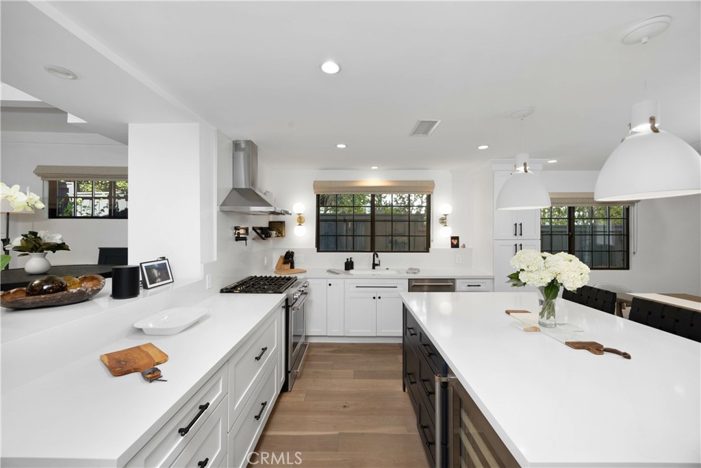 589 W Grandview Avenue