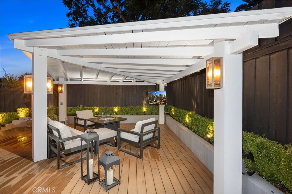 589 W Grandview Avenue