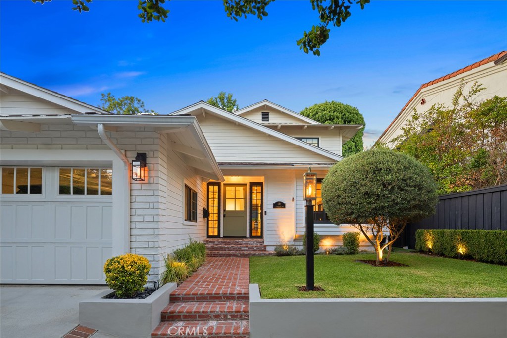 589 W Grandview Avenue