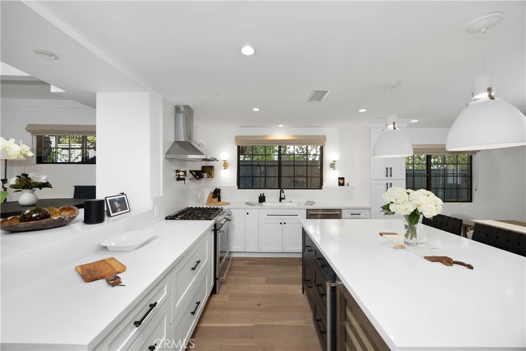 589 W Grandview Avenue