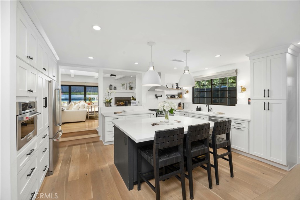 589 W Grandview Avenue