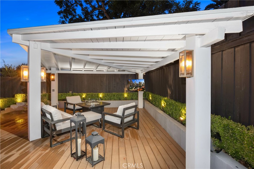 589 W Grandview Avenue