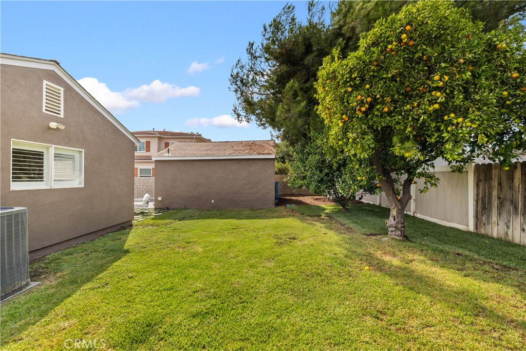 35 W Floral Avenue