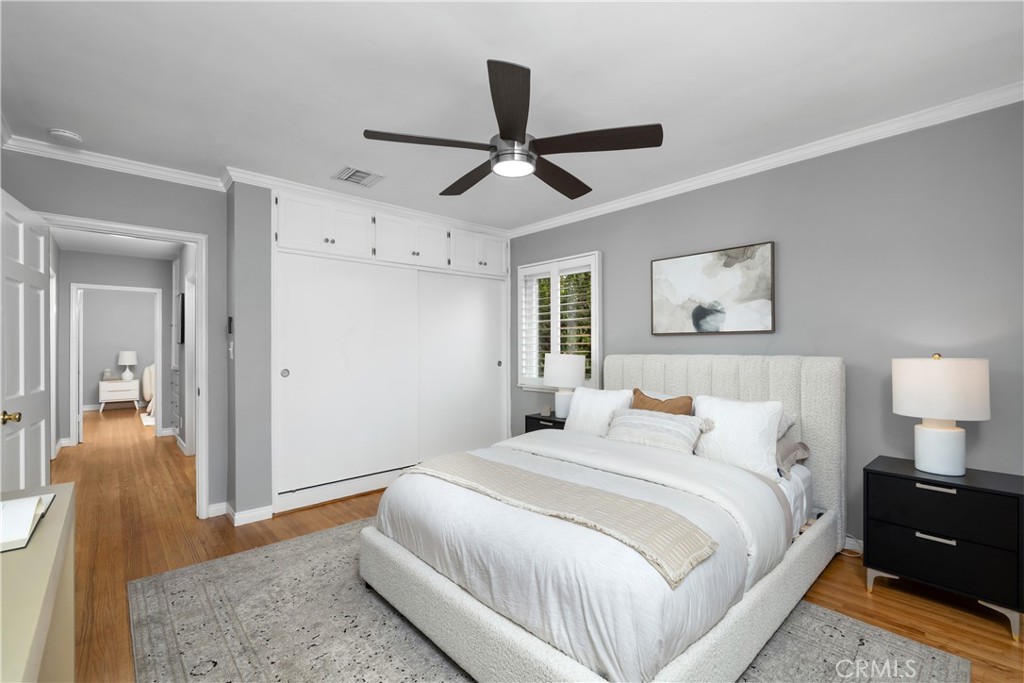 35 W Floral Avenue