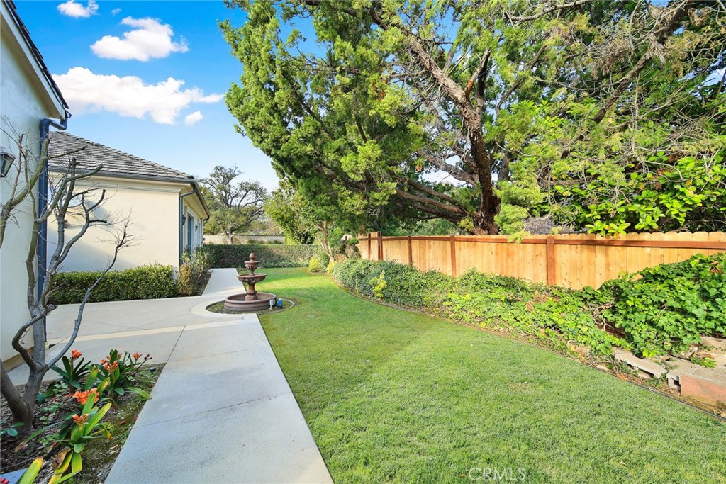 1716 Alta Oaks Drive