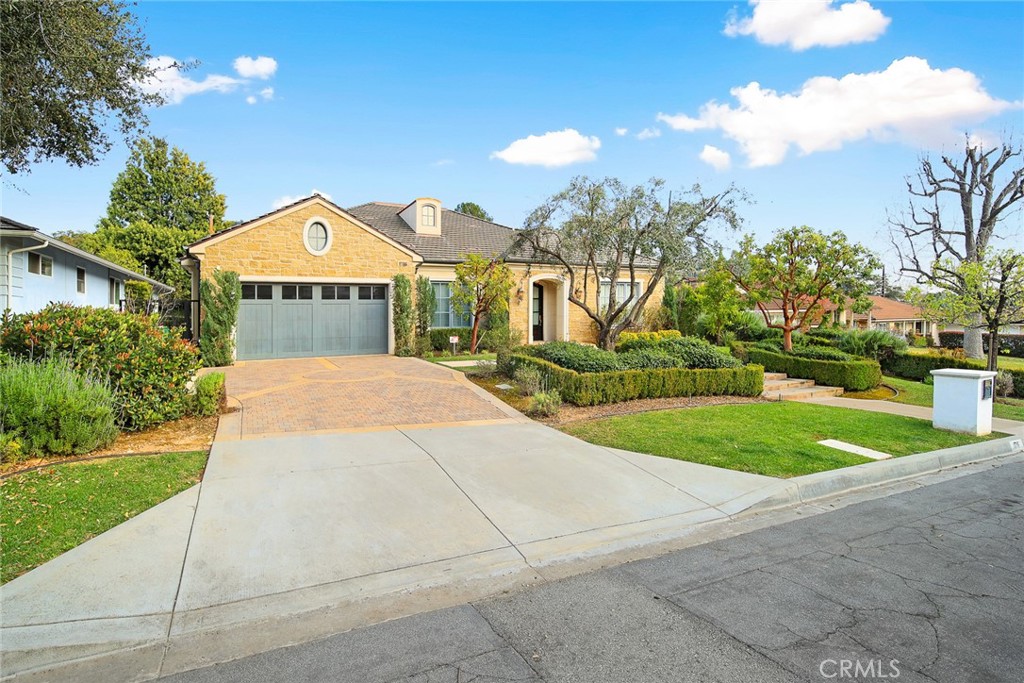 1716 Alta Oaks Drive