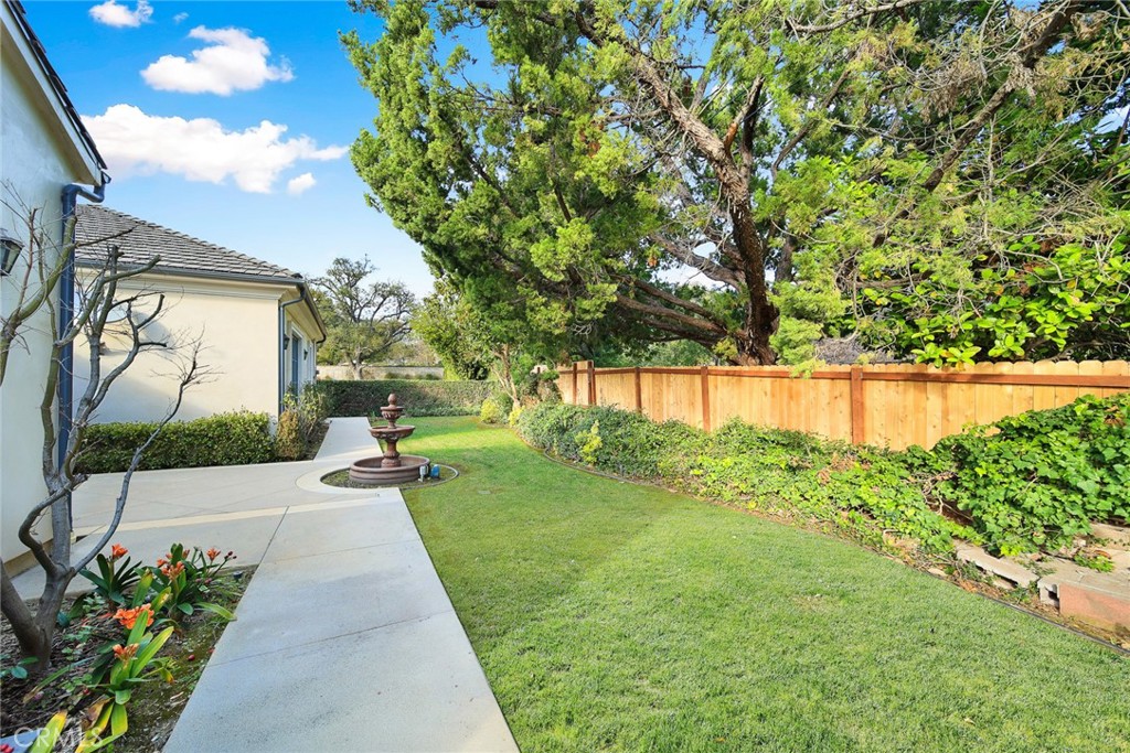 1716 Alta Oaks Drive