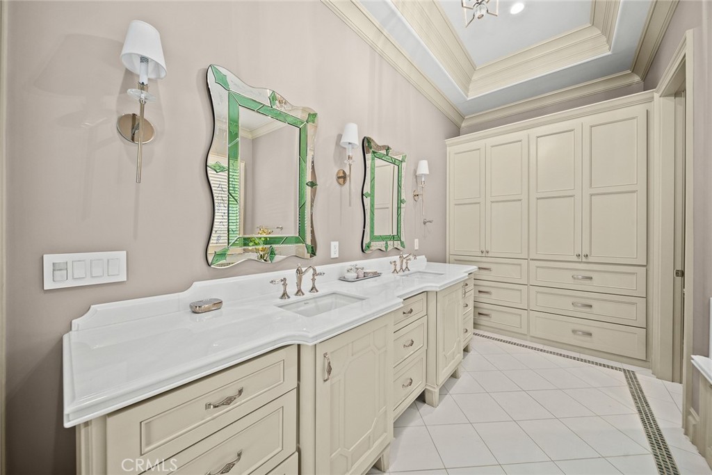 1716 Alta Oaks Drive