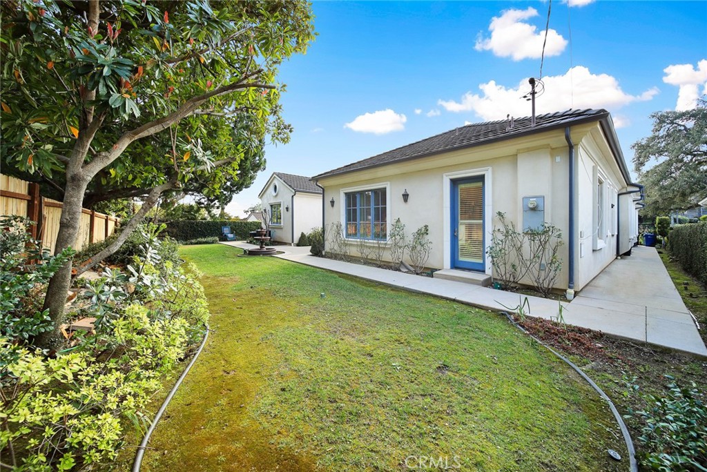 1716 Alta Oaks Drive