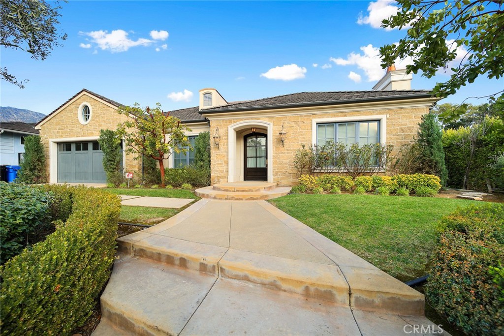 1716 Alta Oaks Drive