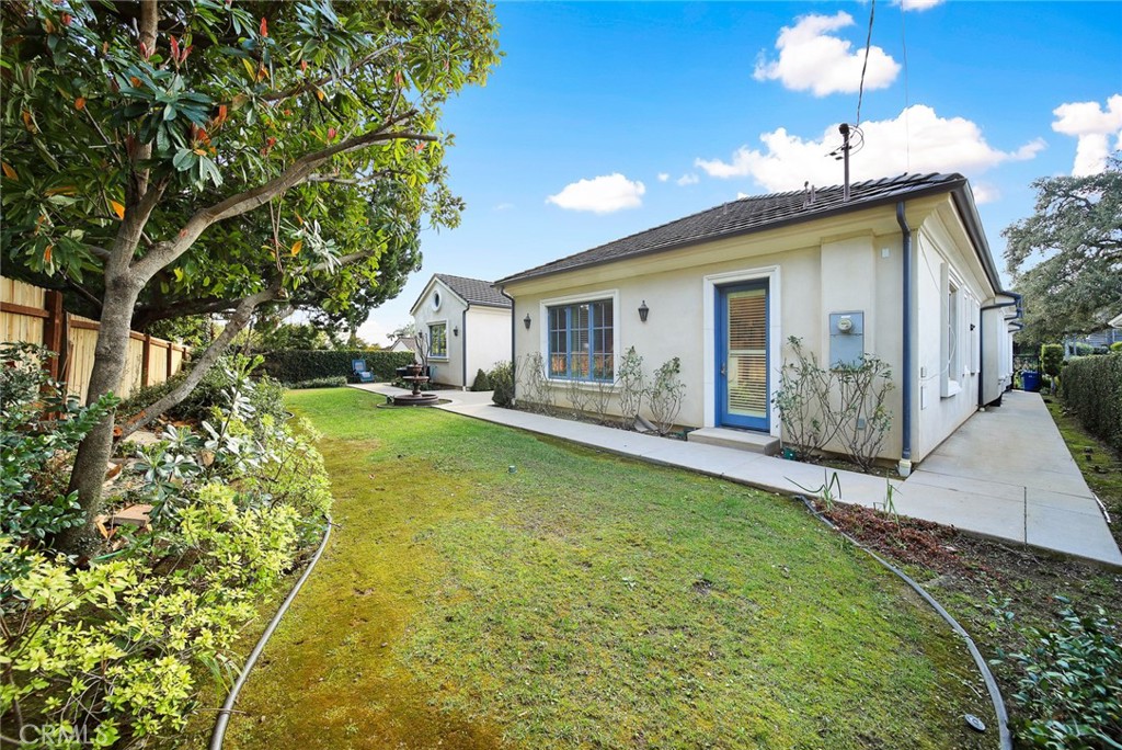 1716 Alta Oaks Drive