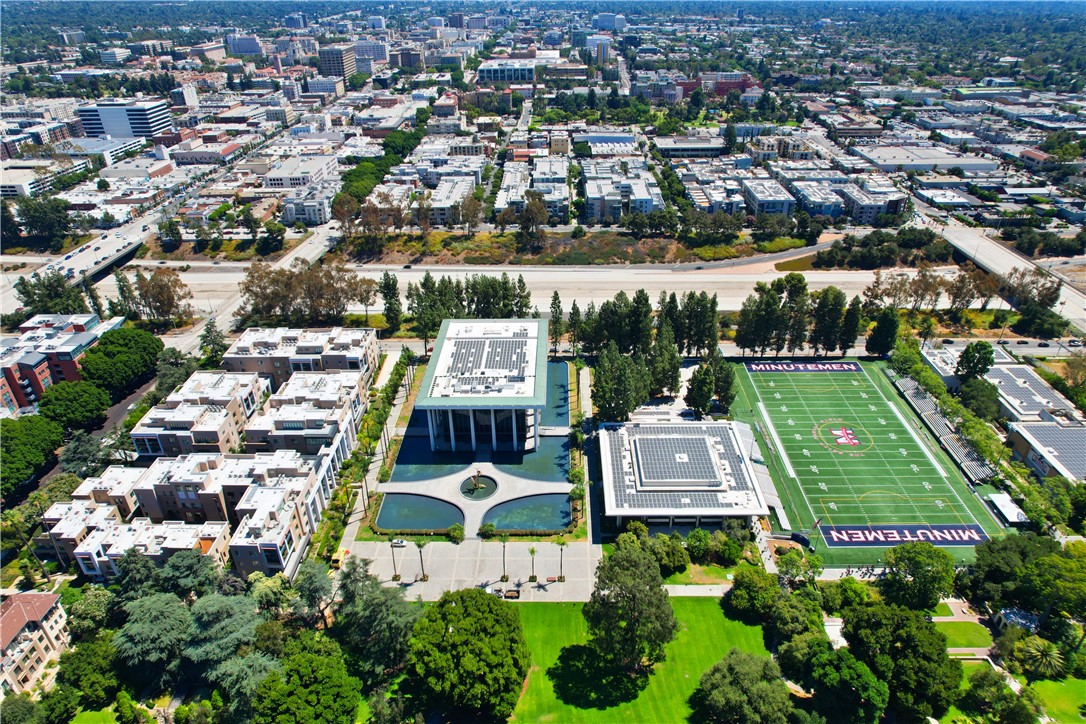 332 W Green Street 109