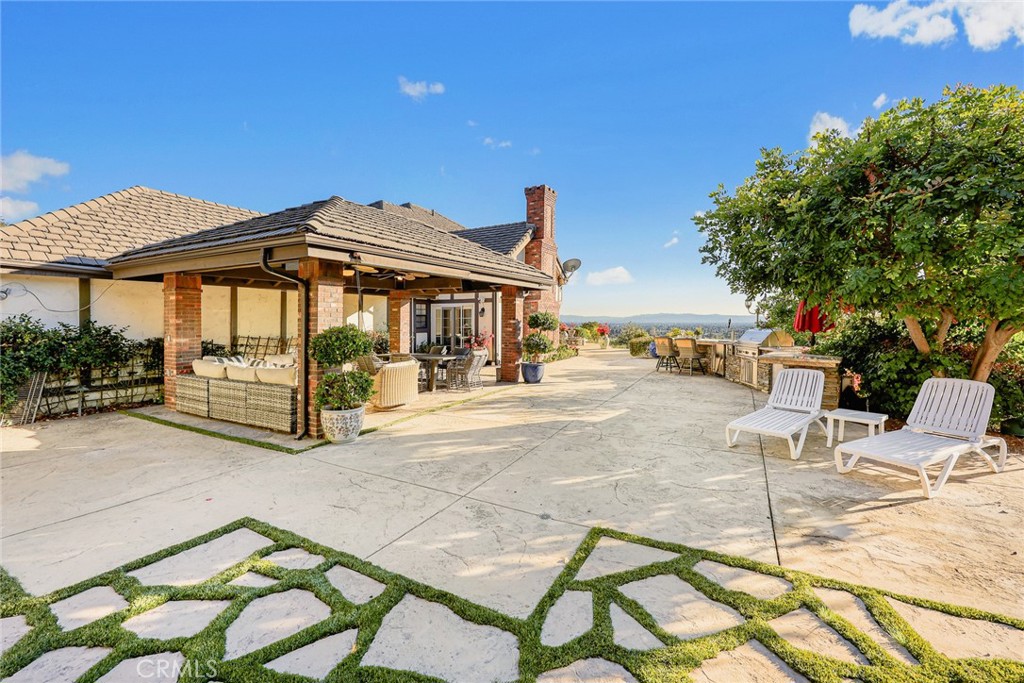 318 N Terrace View Drive