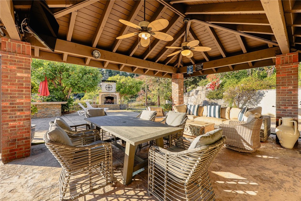 318 N Terrace View Drive