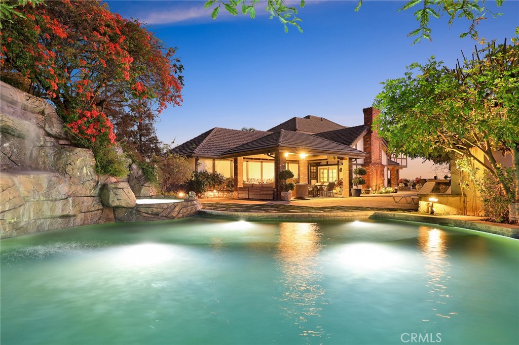 318 N Terrace View Drive