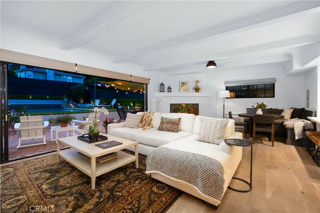 589 W Grandview Avenue