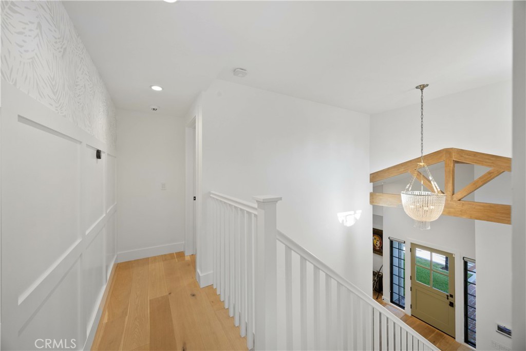 589 W Grandview Avenue