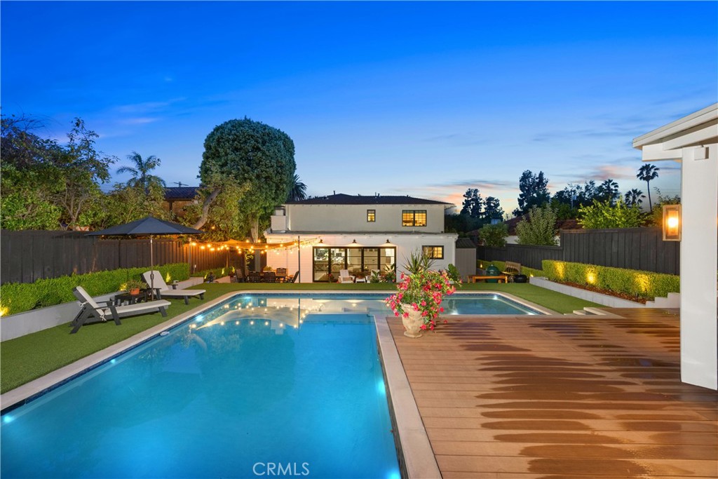 589 W Grandview Avenue