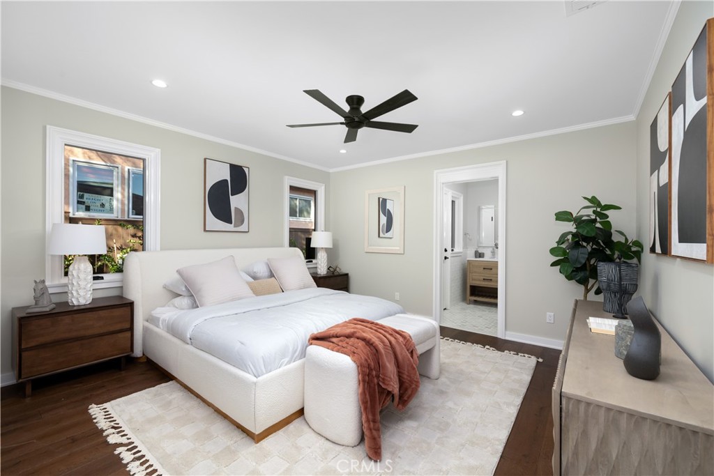 230 N Sunnyside Avenue