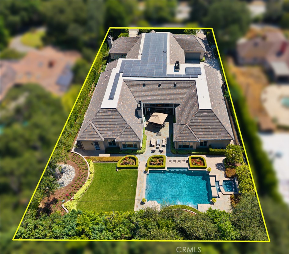 935 W Foothill Boulevard