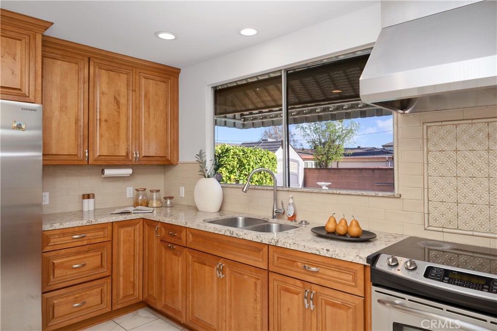 5023 Temple City Boulevard