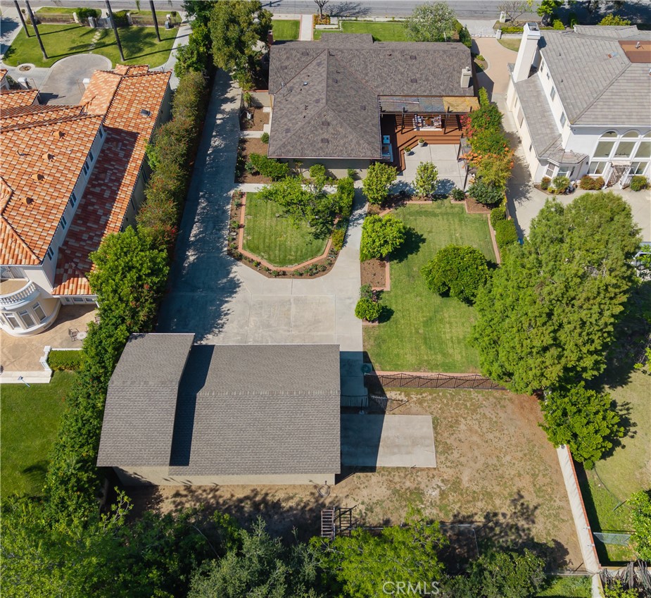 444 W Naomi Avenue