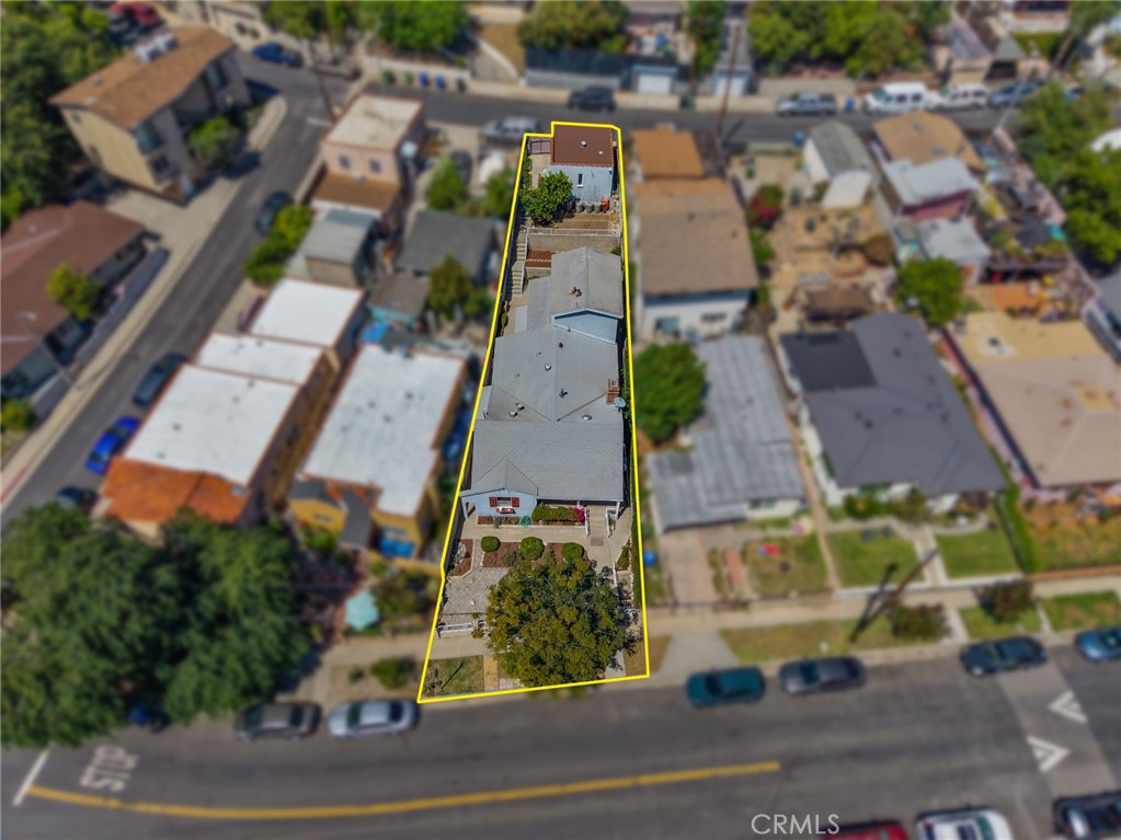 2811 Budau Avenue