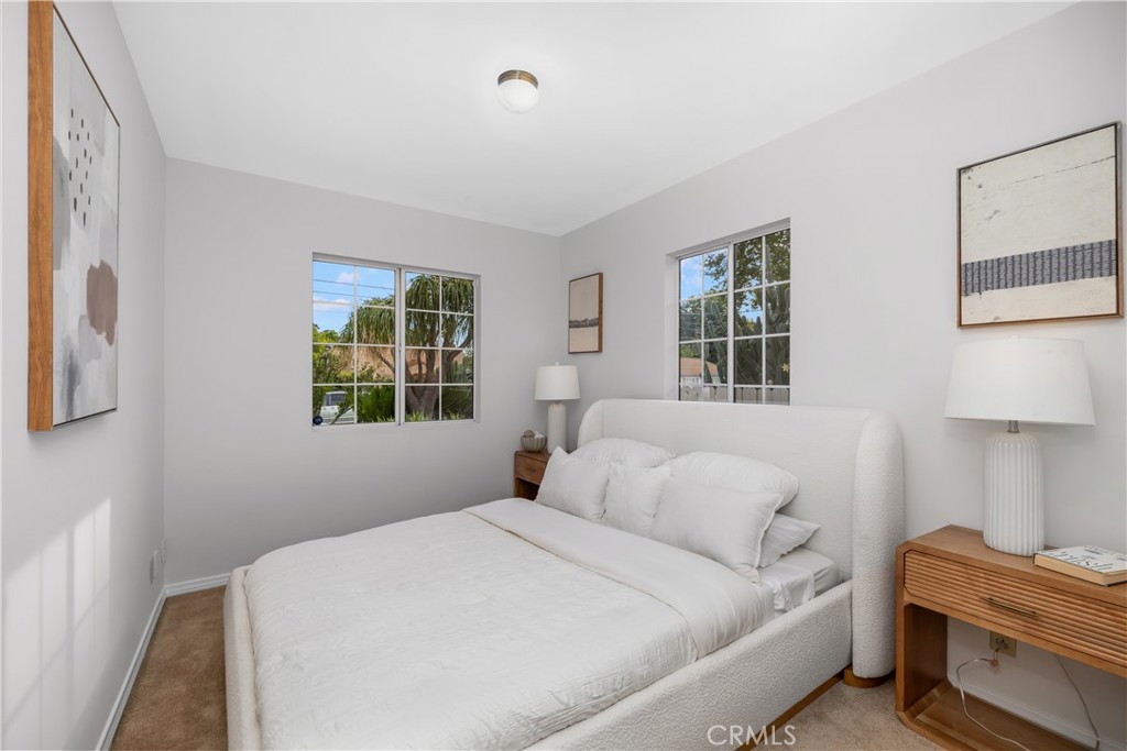 531 W Walnut