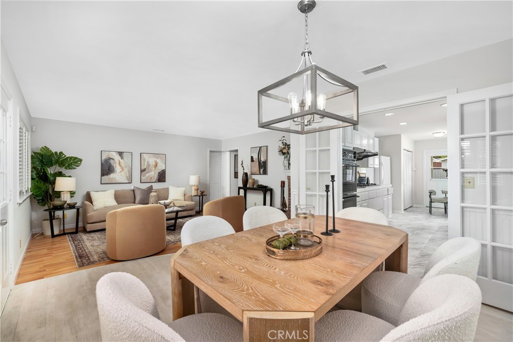 531 W Walnut