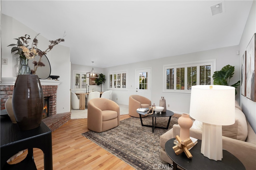 531 W Walnut