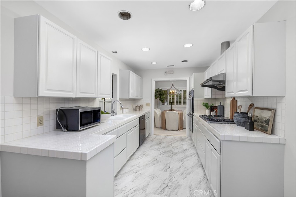 531 W Walnut