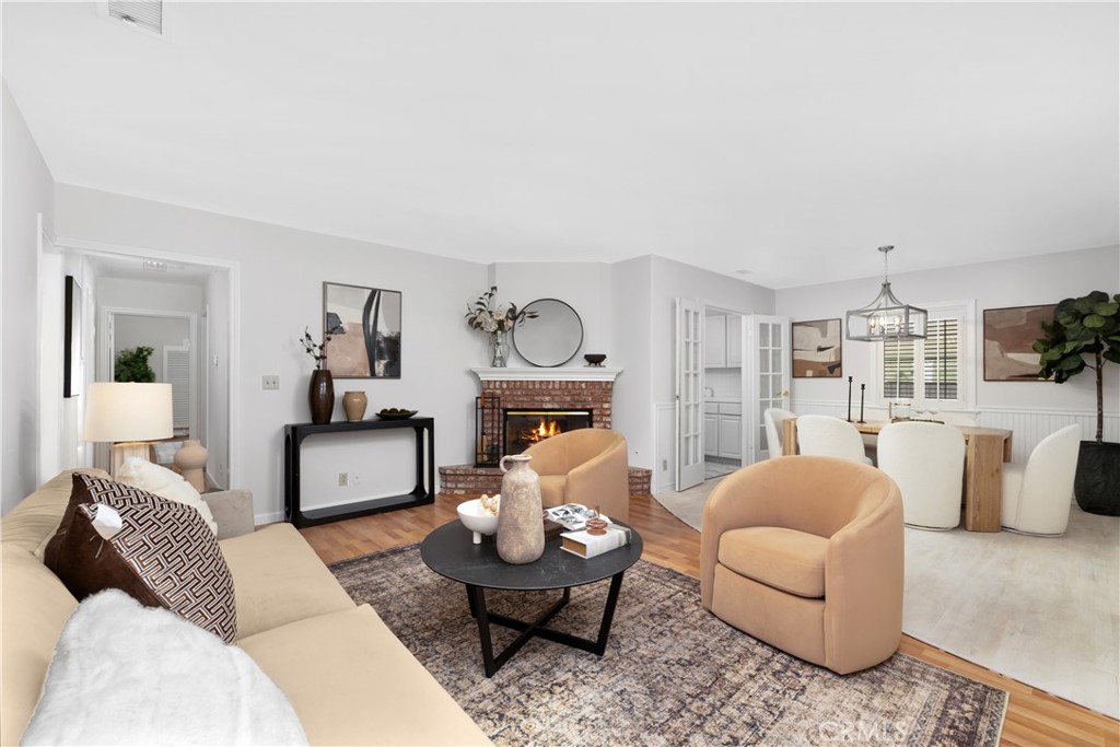 531 W Walnut