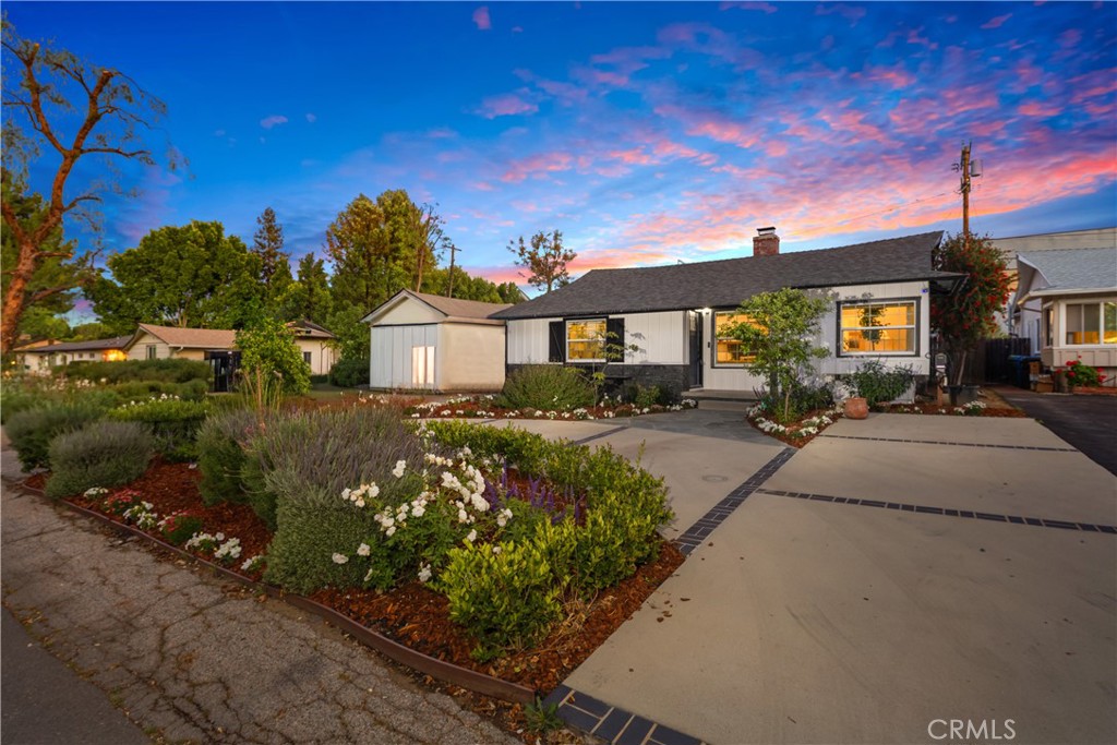 22928 Leonora Drive
