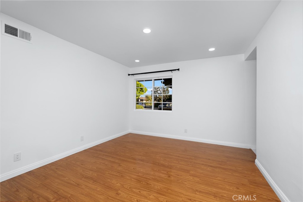 11251 La Rosa Drive
