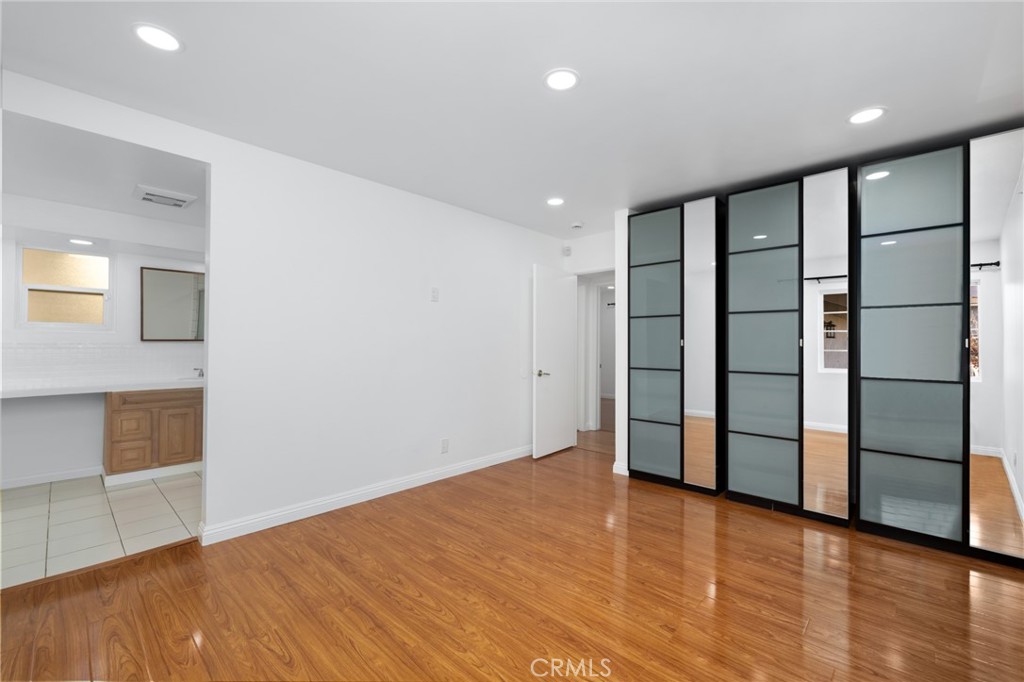 11251 La Rosa Drive