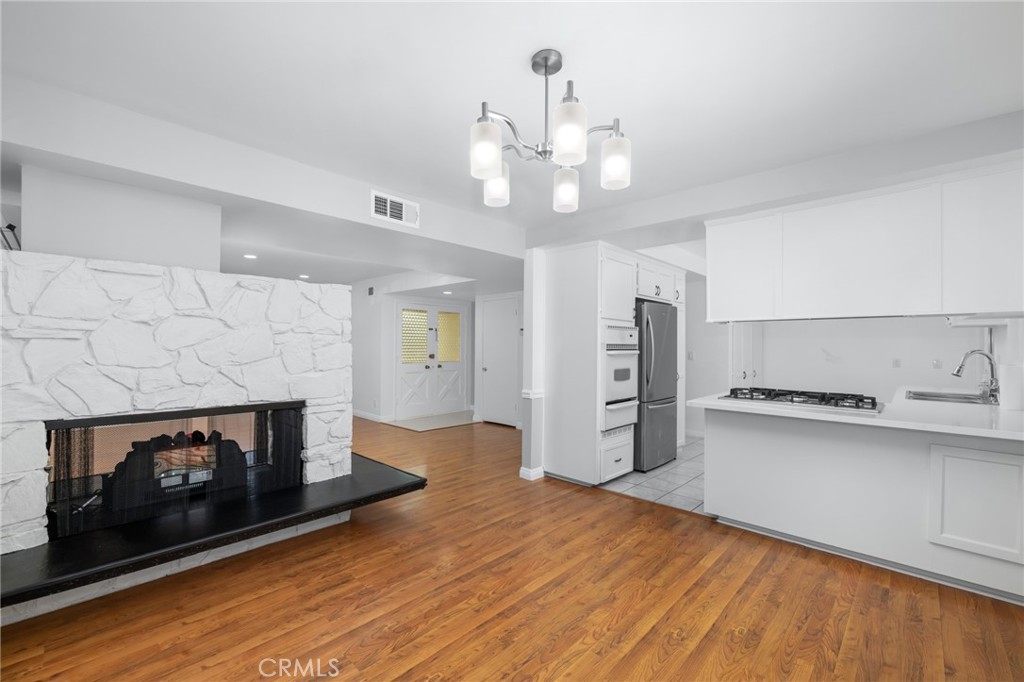 11251 La Rosa Drive