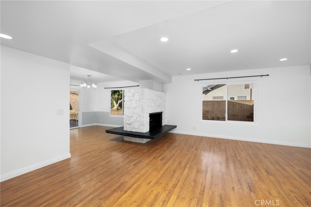 11251 La Rosa Drive