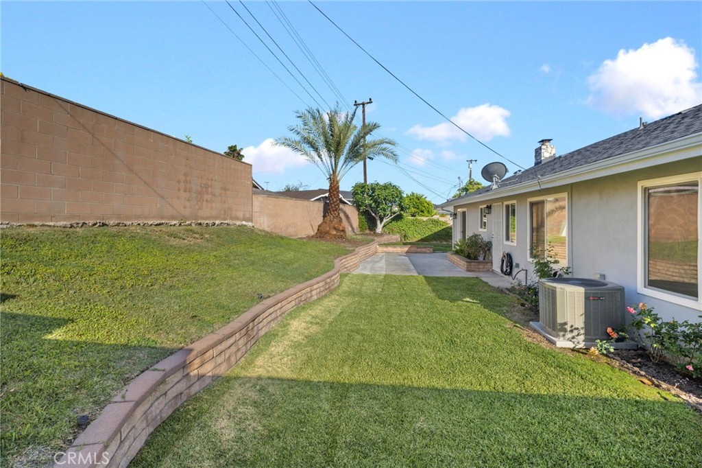 11251 La Rosa Drive