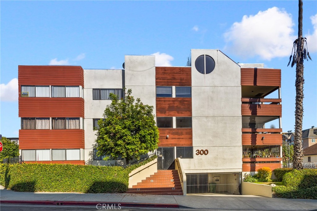 300 S Reno Street 303