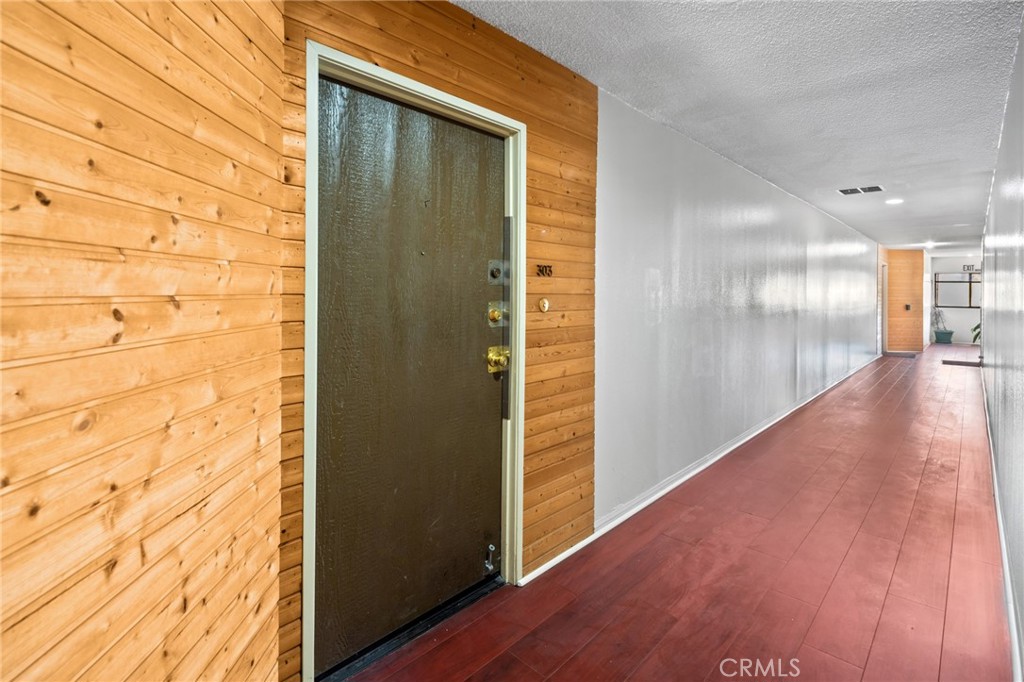 300 S Reno Street 303