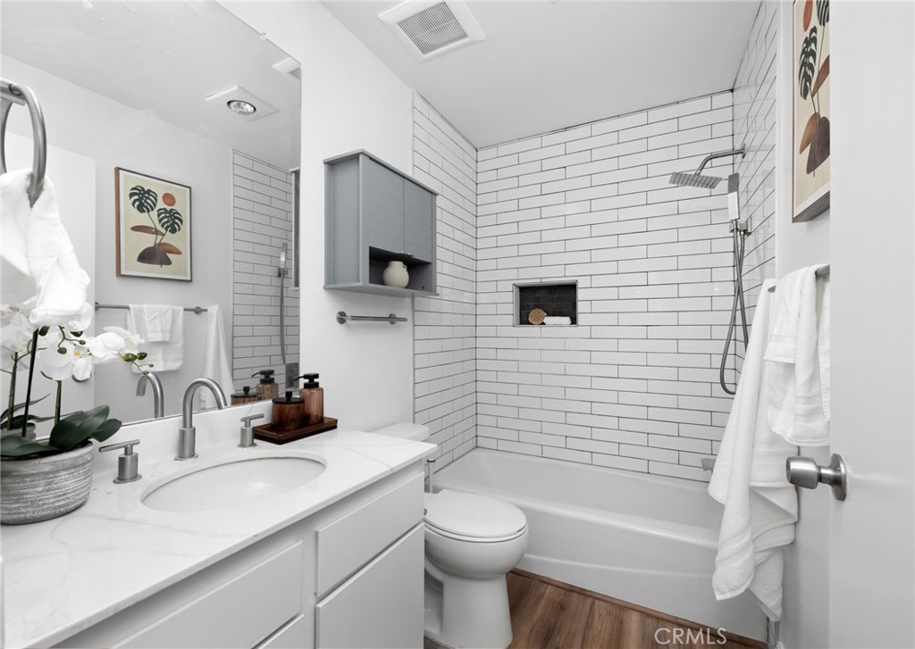 300 S Reno Street 303