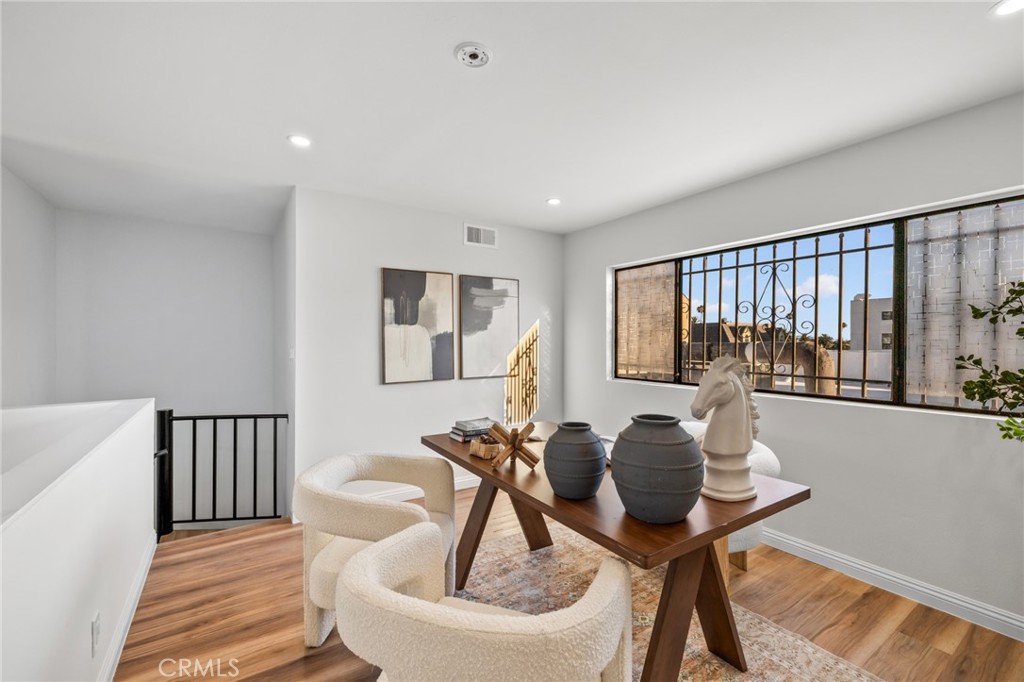 300 S Reno Street 303